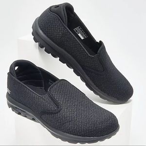 Skechers GoWalk Classis-Shining Black